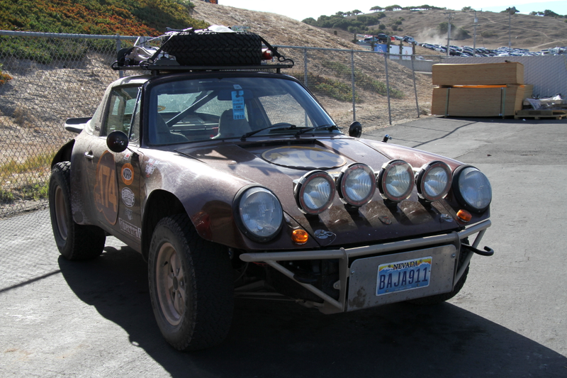 Illustration for article titled This Mud-Splattered 911 Targa Rally Car Is The Best Kind Of Porsche